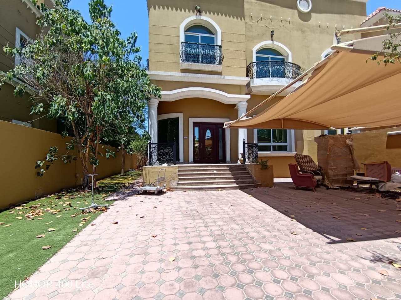 Villa